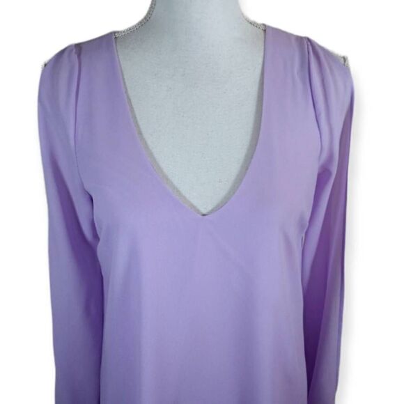TOBI LAVENDER V-NECK SPLIT SLEEVE MINI DRESS SZ.M EUC. - Picture 2 of 8